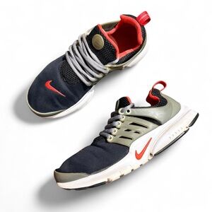 Nike Air Presto (GS) Sneakers – Black / Max Orange / Cool Grey